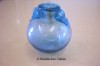 Aryballe en verre bleu translucide, intact